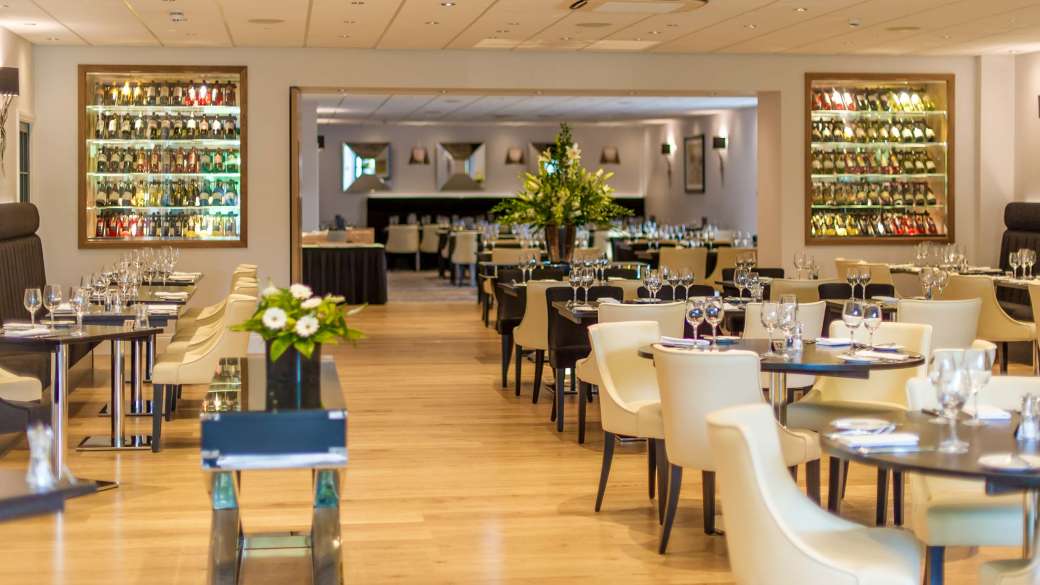 Park Hotel Seasons Brasserie Restaurant Dining Area